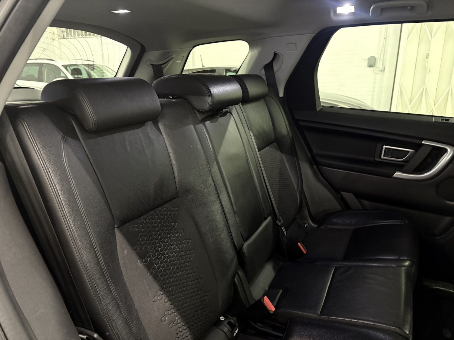 Used Land Rover Discovery Sport 2018 for sale - 76863898: Photo 55