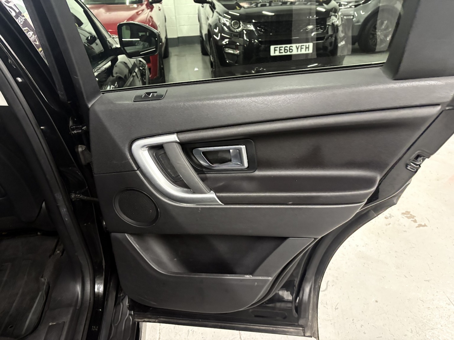 Used Land Rover Discovery Sport 2018 for sale - 76863898: Photo 57