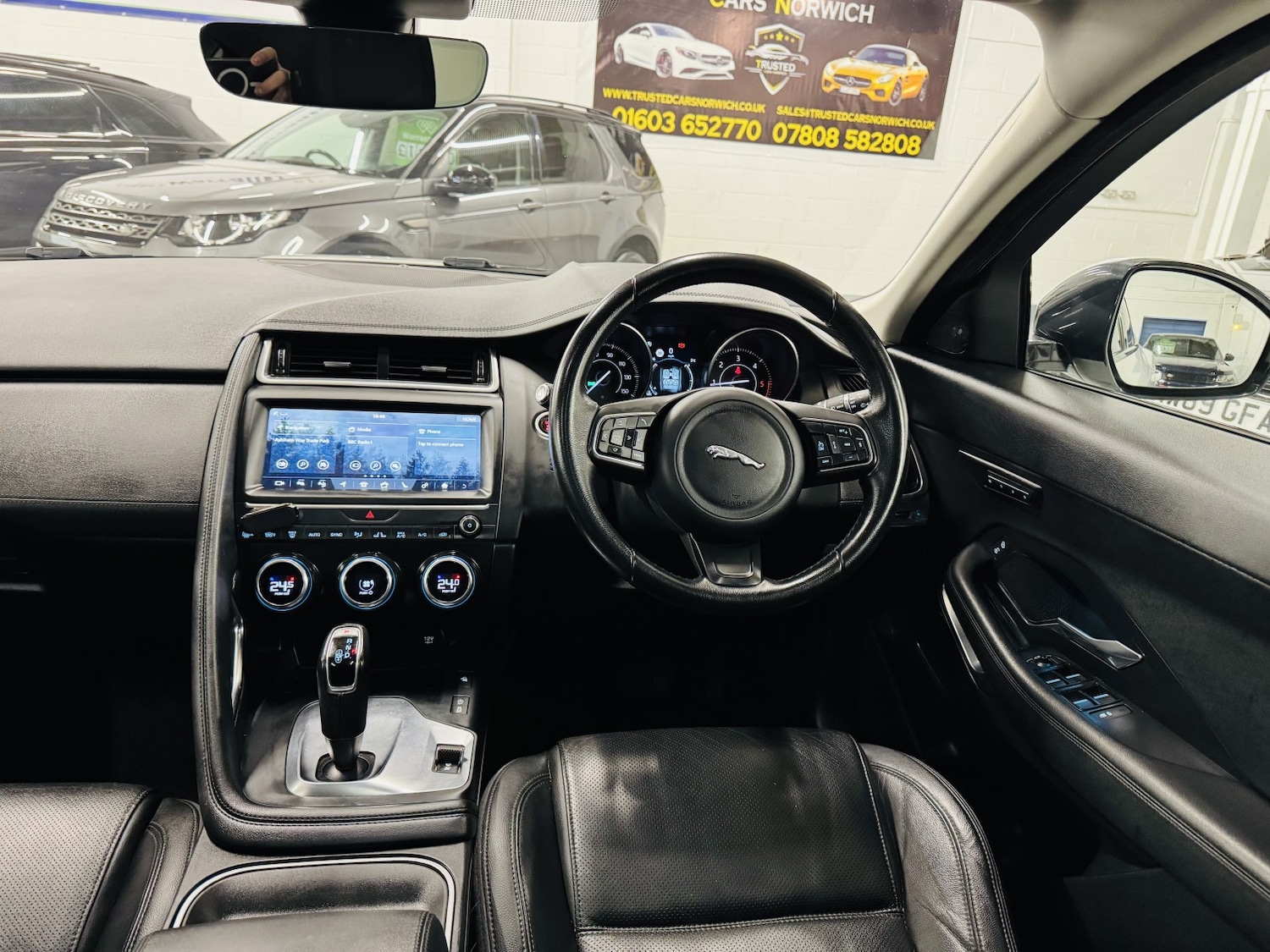 Used Jaguar E-Pace 2018 for sale - 77595285: Photo 18