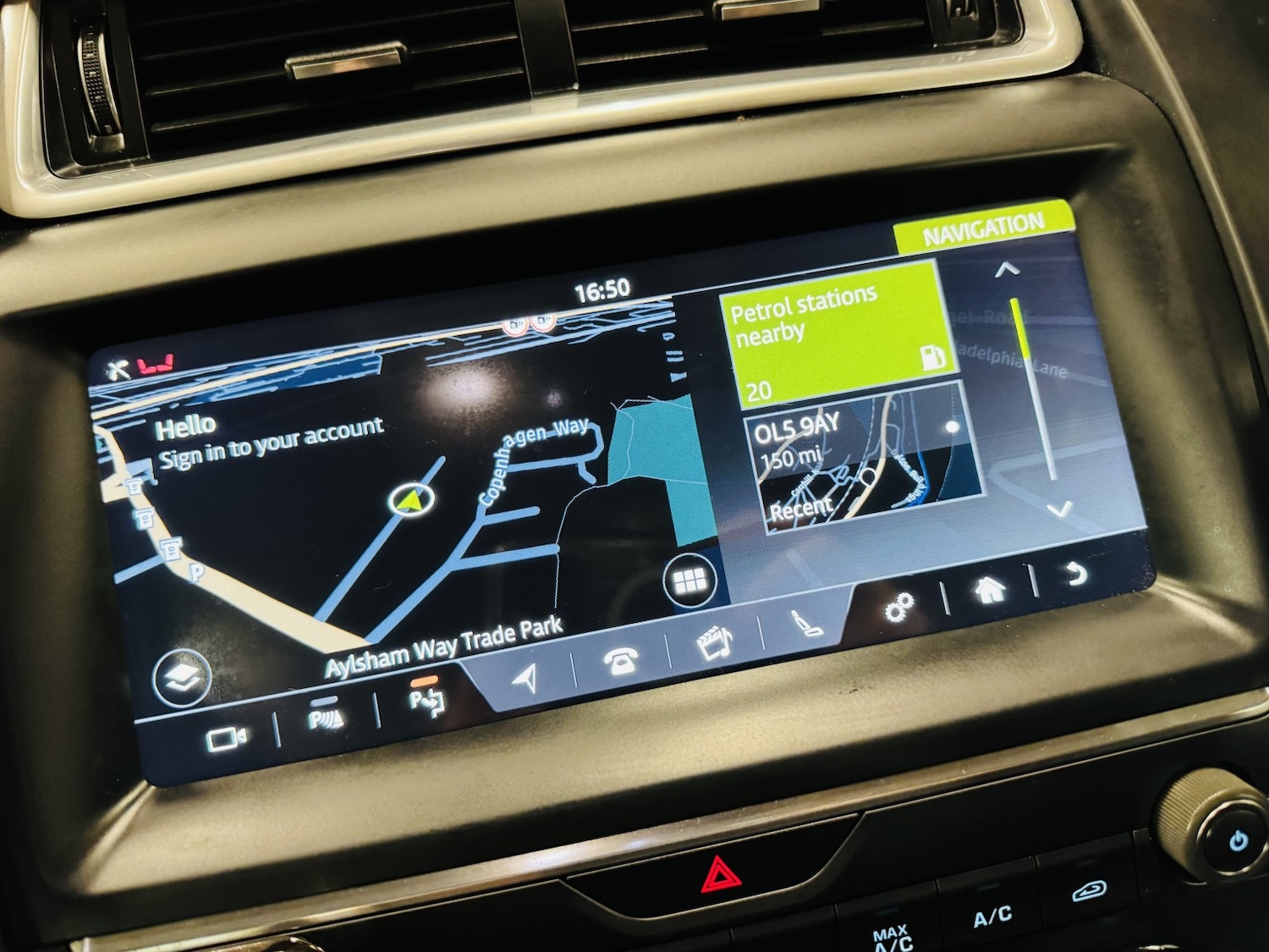 Used Jaguar E-Pace 2018 for sale - 77595285: Photo 34