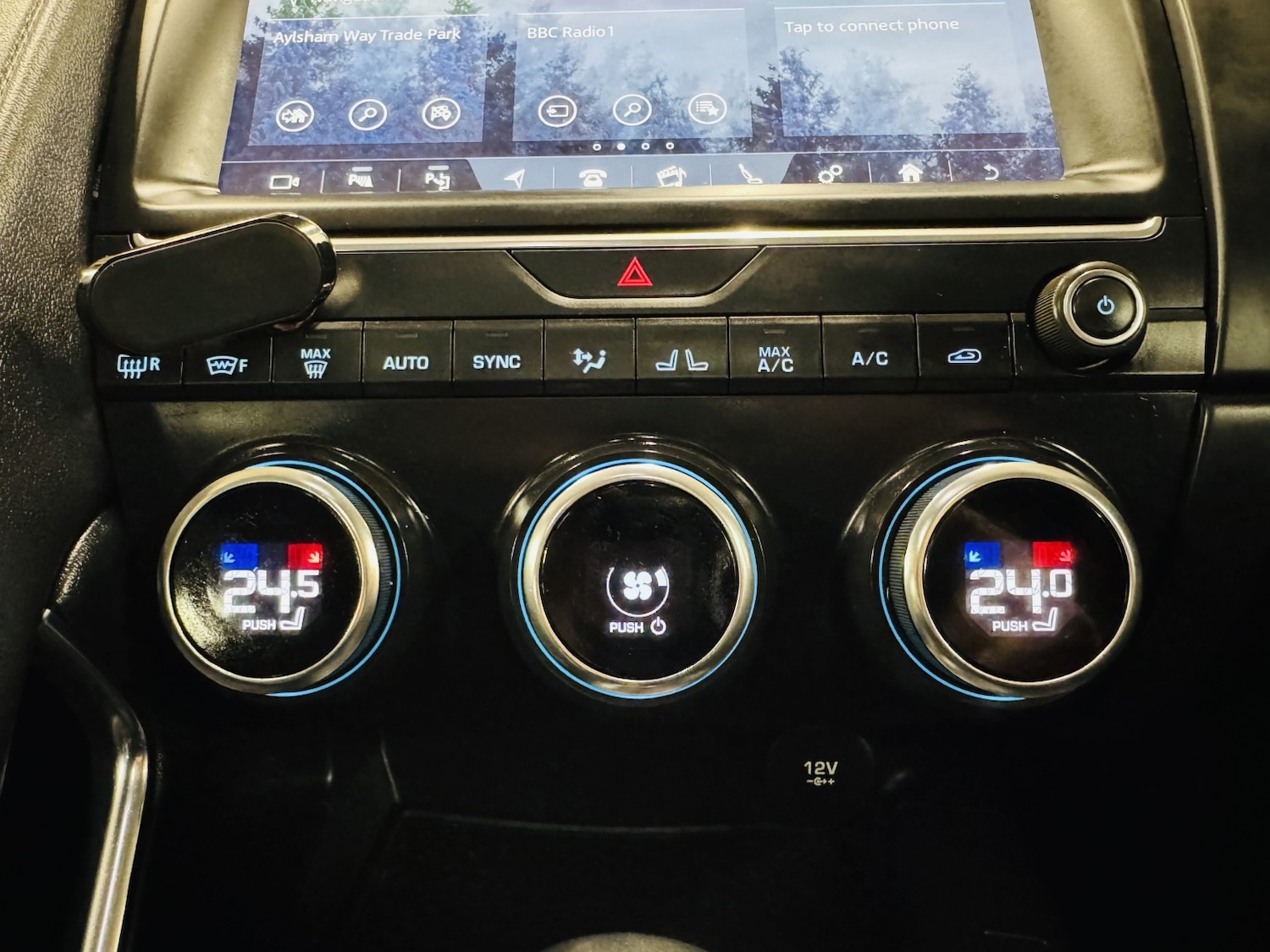 Used Jaguar E-Pace 2018 for sale - 77595285: Photo 40