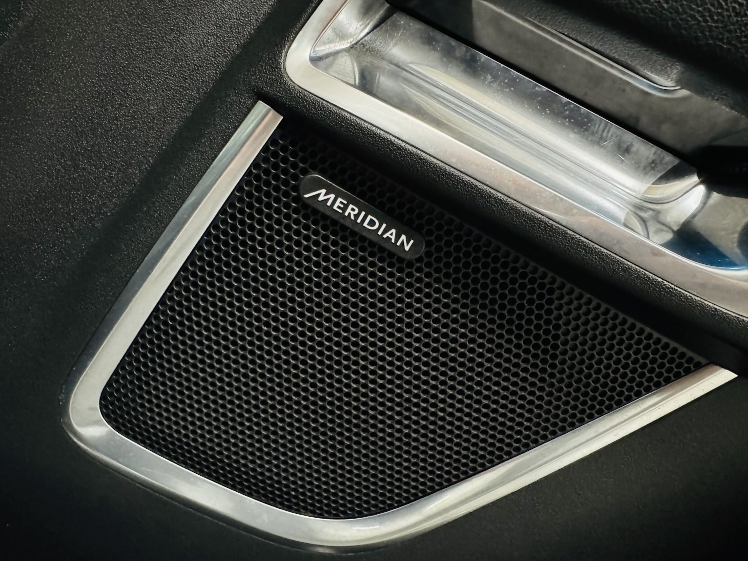 Used Jaguar E-Pace 2018 for sale - 77595285: Photo 43