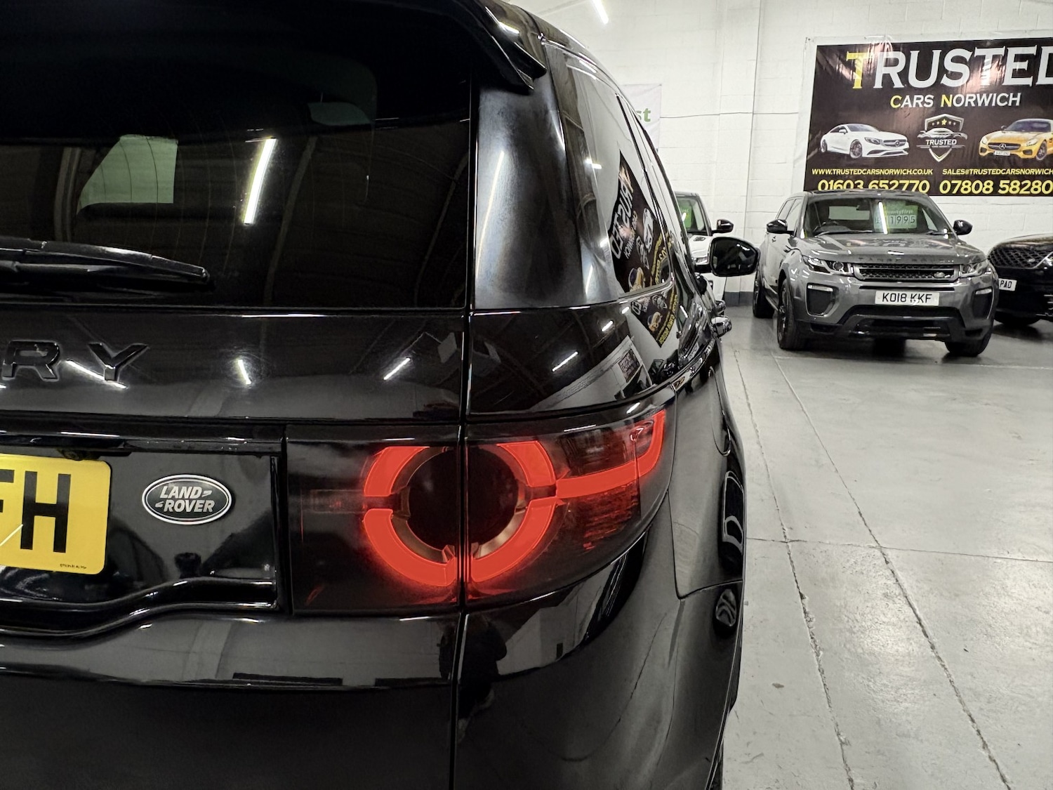 Used Land Rover Discovery Sport 2017 for sale - 76863941: Photo 24