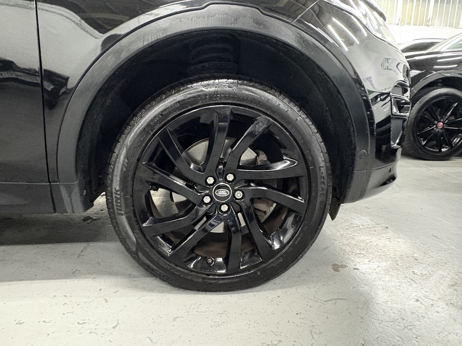 Used Land Rover Discovery Sport 2017 for sale - 76863941: Photo 45