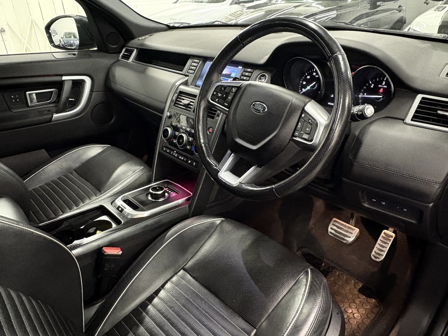 Used Land Rover Discovery Sport 2017 for sale - 76863941: Photo 54