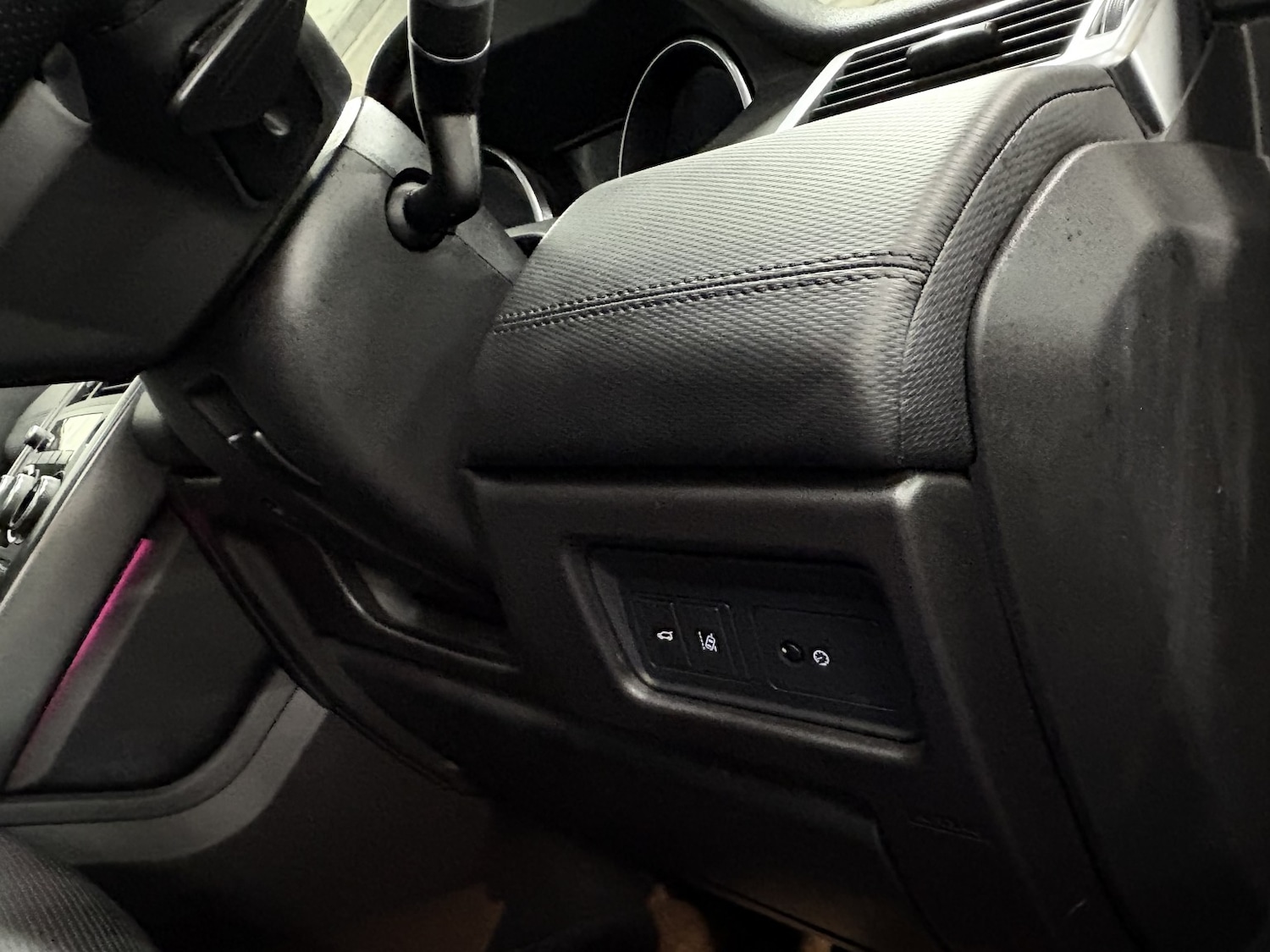 Used Land Rover Discovery Sport 2017 for sale - 76863941: Photo 57