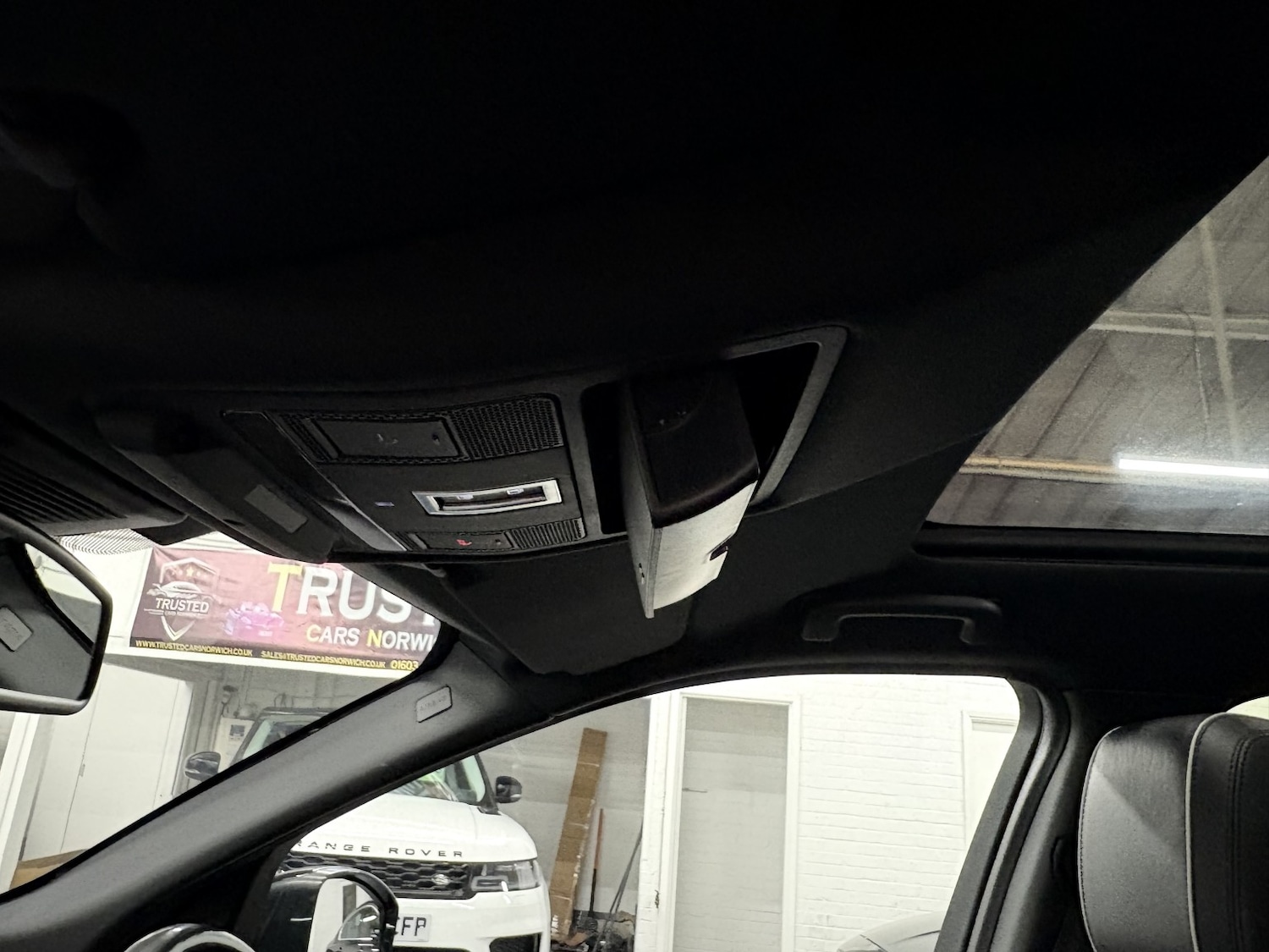 Used Land Rover Discovery Sport 2017 for sale - 76863941: Photo 72