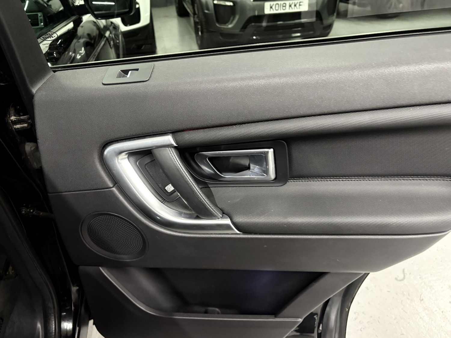 Used Land Rover Discovery Sport 2017 for sale - 76863941: Photo 79