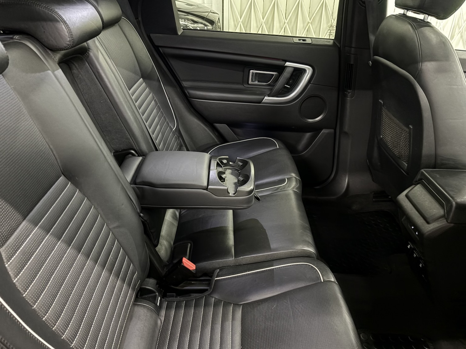 Used Land Rover Discovery Sport 2017 for sale - 76863941: Photo 81