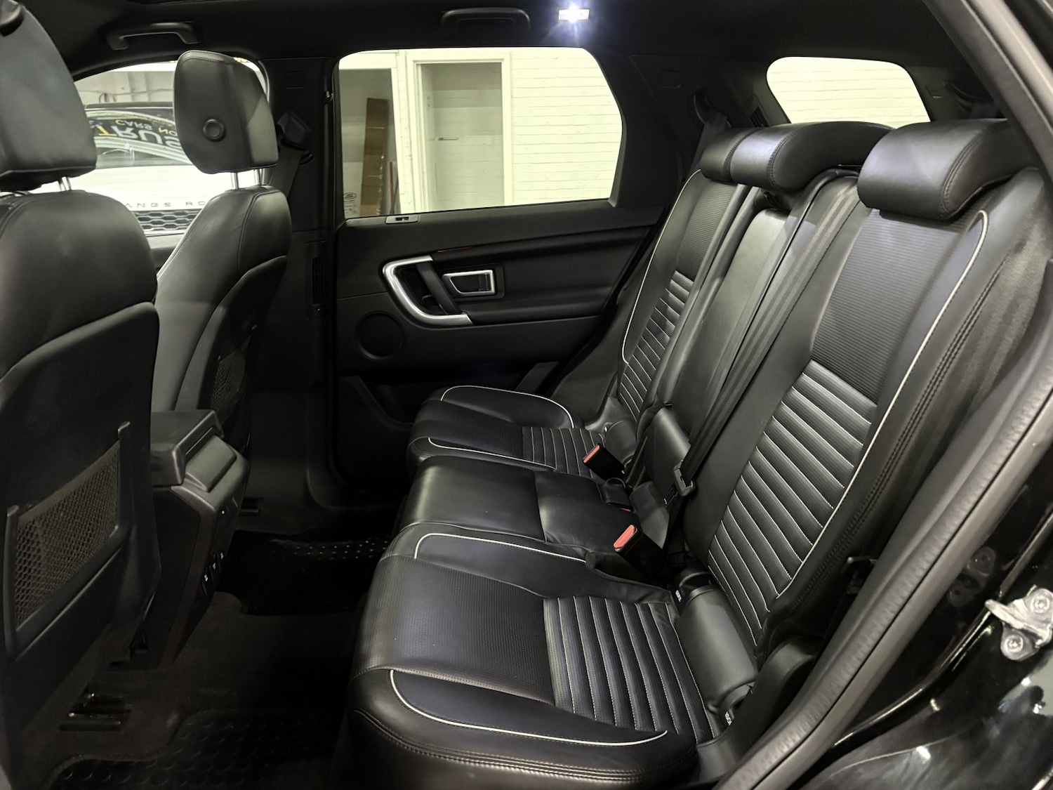 Used Land Rover Discovery Sport 2017 for sale - 76863941: Photo 83