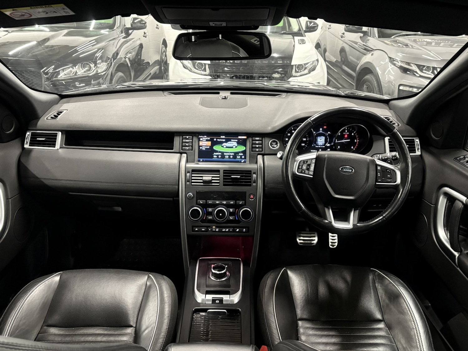 Used Land Rover Discovery Sport 2017 for sale - 76863941: Photo 90