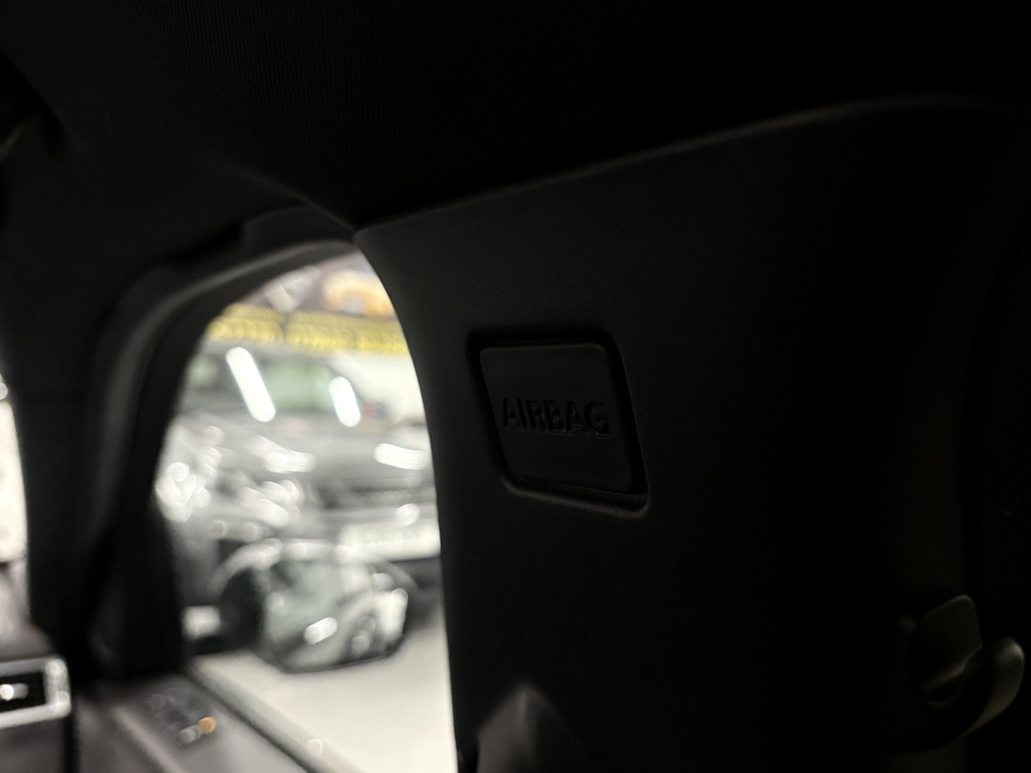 Used Land Rover Discovery Sport 2017 for sale - 76863941: Photo 97