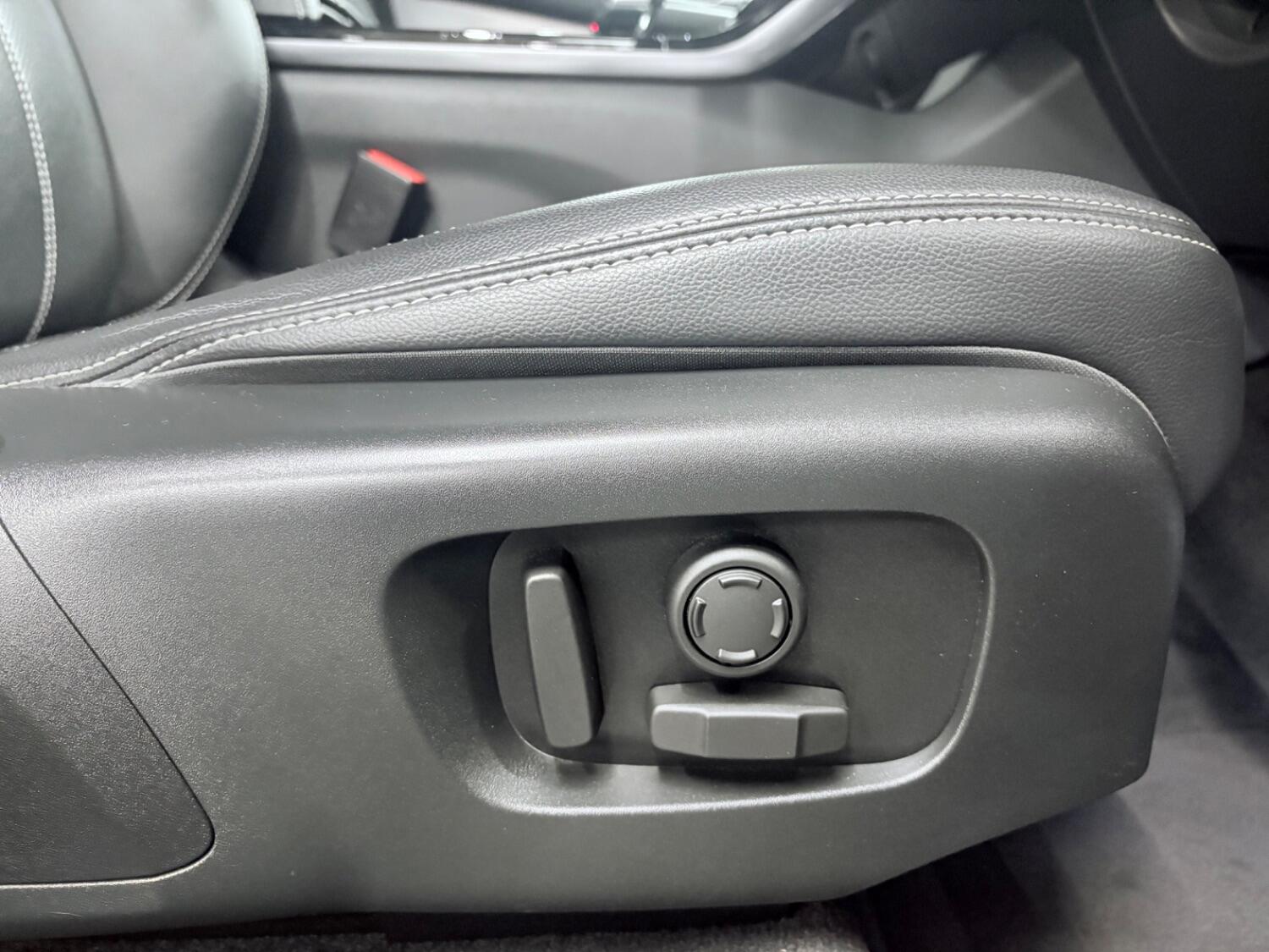 Used Land Rover Range Rover Velar 2021 for sale - 76407484: Photo 52