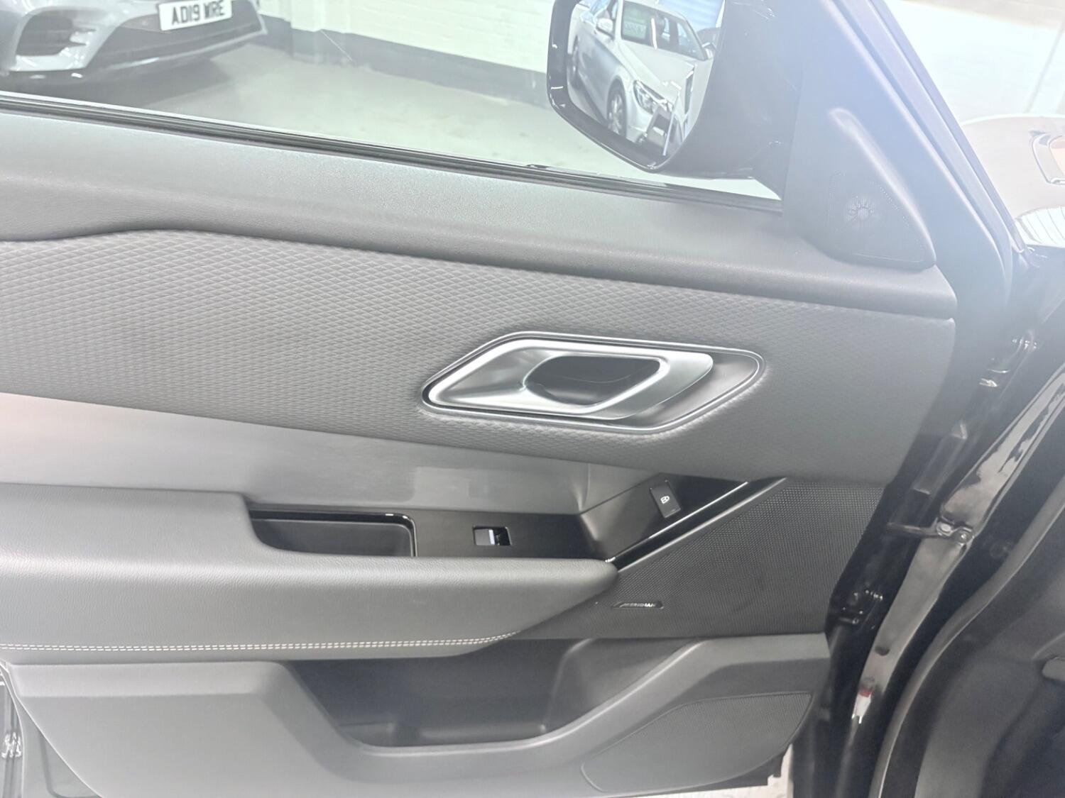 Used Land Rover Range Rover Velar 2021 for sale - 76407484: Photo 59