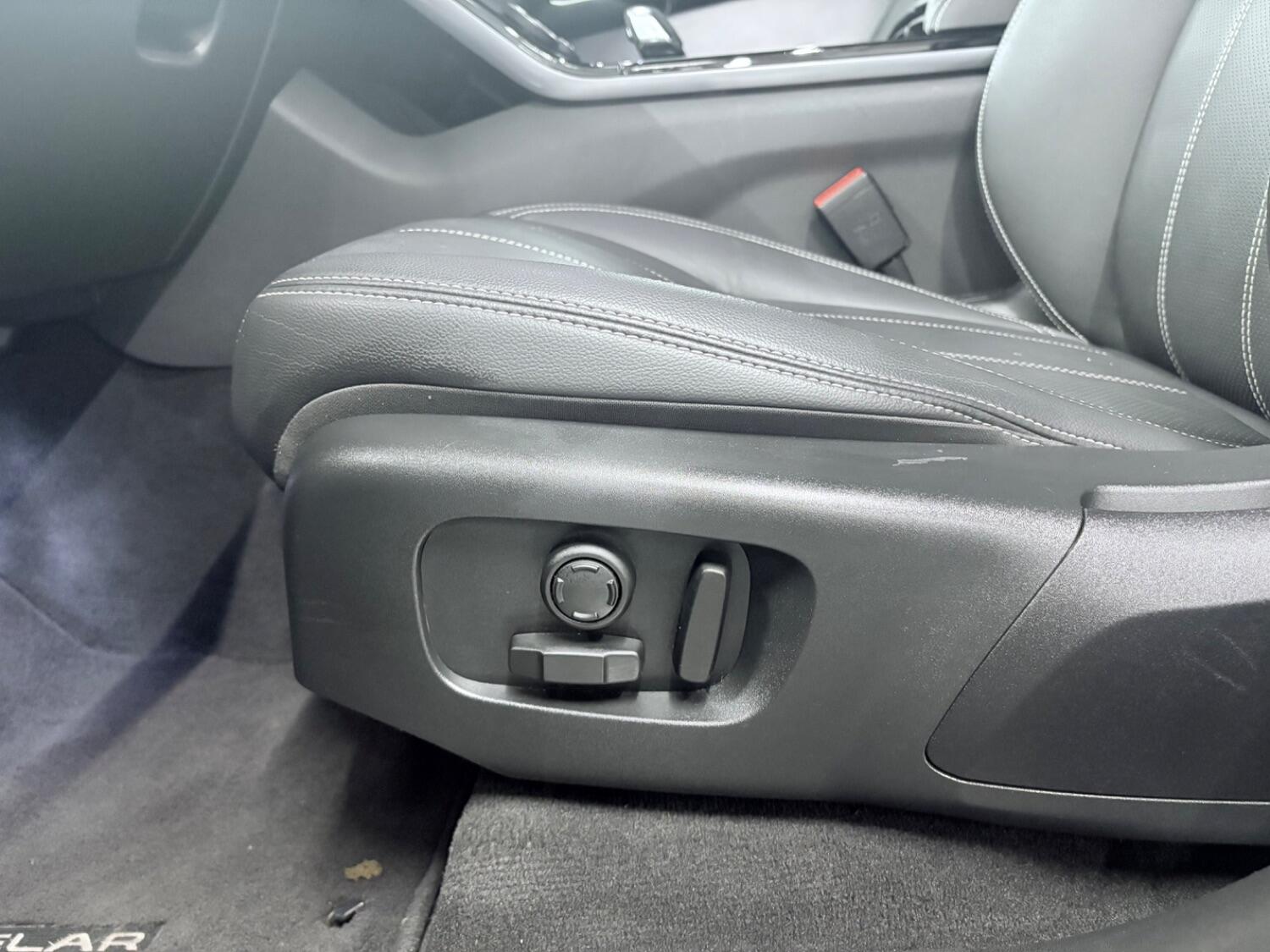 Used Land Rover Range Rover Velar 2021 for sale - 76407484: Photo 62