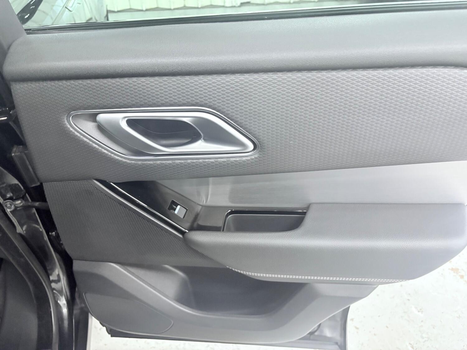 Used Land Rover Range Rover Velar 2021 for sale - 76407484: Photo 74