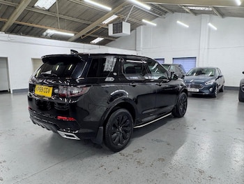 Used Land Rover Discovery Sport 2019 for sale - 76407633: Photo