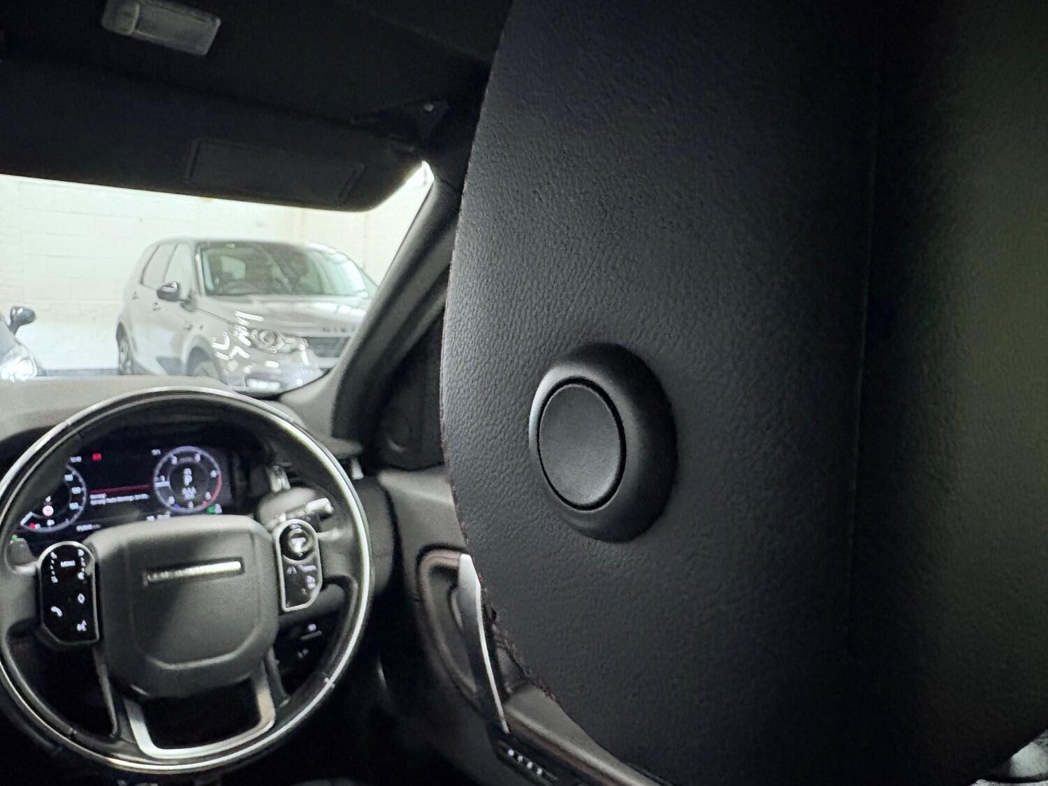 Used Land Rover Discovery Sport 2019 for sale - 76407633: Photo 81