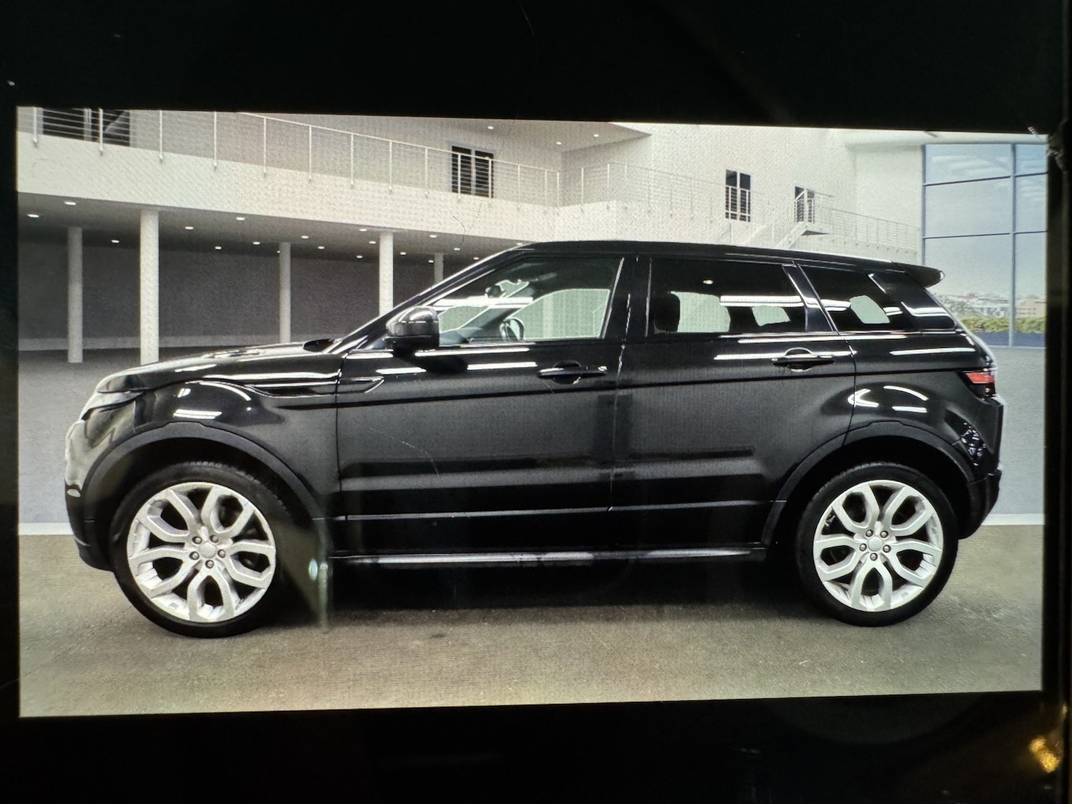 Used Land Rover Range Rover Evoque 2019 for sale - 76863896: Photo 6