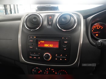 Used Dacia Sandero Stepway 2015 for sale - 75950248: Photo