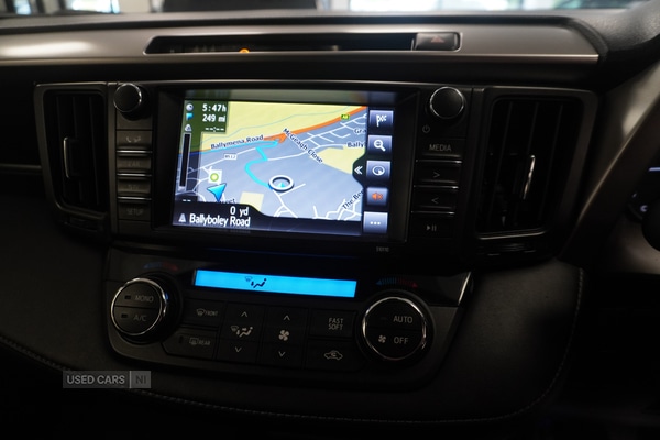 Used Toyota RAV4 2017 for sale - 77672389: Photo 2