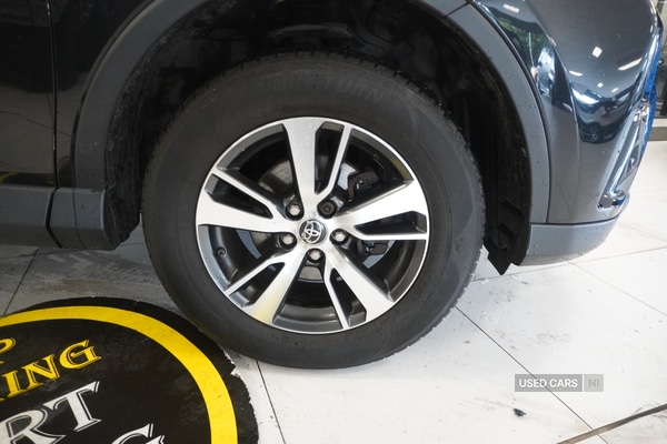 Used Toyota RAV4 2017 for sale - 77672389: Photo 5