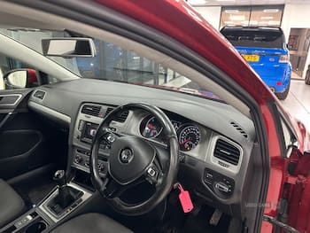 Used Volkswagen Golf 2015 for sale - 79781565: Photo