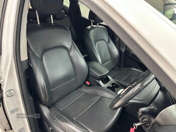 Used Hyundai Santa Fe 2016 for sale - 78335938: Photo