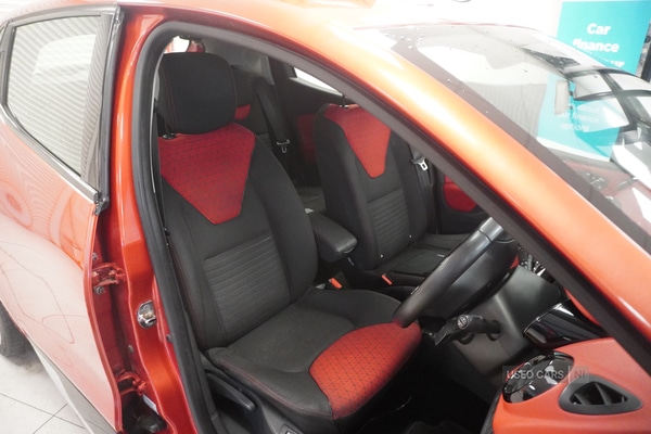Used Renault Clio 2013 for sale - 76551479: Photo 2