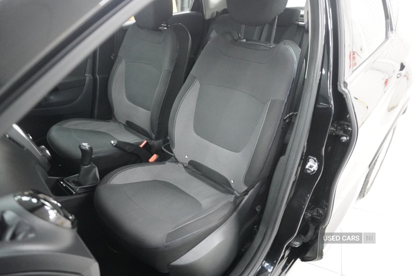 Used Renault Captur 2017 for sale - 76887754: Photo 12