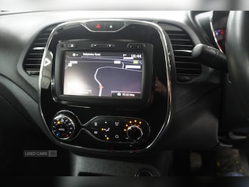 Used Renault Captur 2017 for sale - 76887754: Photo