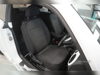 Used Volkswagen Beetle 2016 for sale - 75610235: Photo