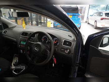 Used Volkswagen Polo 2013 for sale - 76153759: Photo