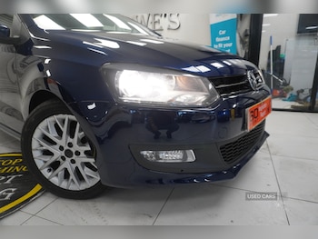 Used Volkswagen Polo 2013 for sale - 76153759: Photo