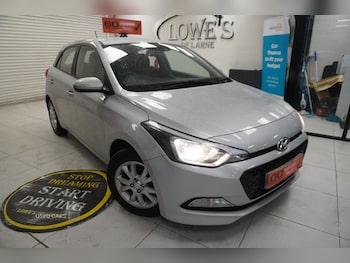 Used Hyundai i20 2017 for sale - 76573865: Photo