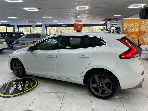Used Volvo V40 2015 for sale - 77840495: Photo 10
