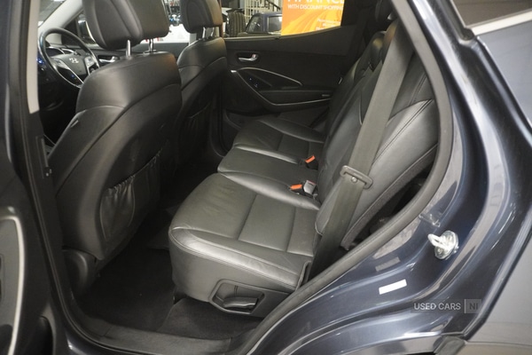 Used Hyundai Santa Fe 2015 for sale - 76667641: Photo 17