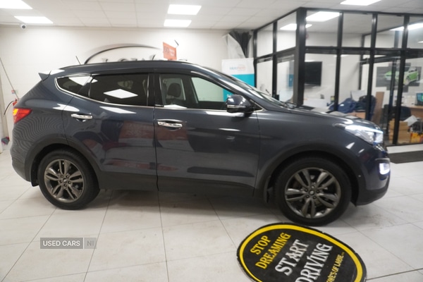 Used Hyundai Santa Fe 2015 for sale - 76667641: Photo 28