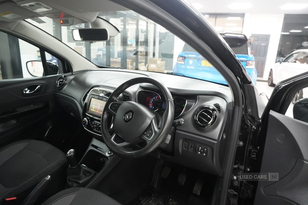 Used Renault Captur 2017 for sale - 77825527: Photo 4