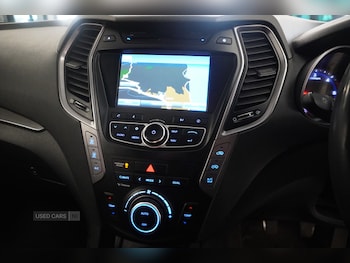 Used Hyundai Santa Fe 2015 for sale - 76073382: Photo 2