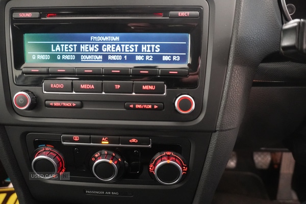 Used Volkswagen Golf 2010 for sale - 76359366: Photo 3