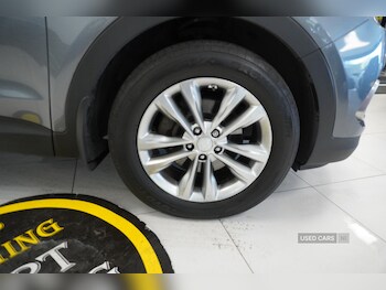 Used Hyundai Santa Fe 2015 for sale - 76486278: Photo