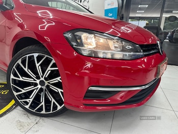 Used Volkswagen Golf 2017 for sale - 79396831: Photo