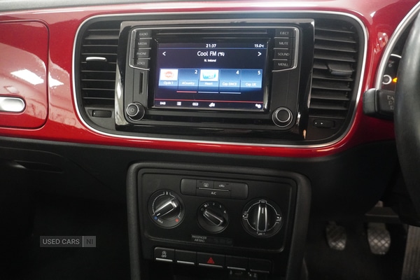 Used Volkswagen Beetle 2015 for sale - 76153763: Photo 3