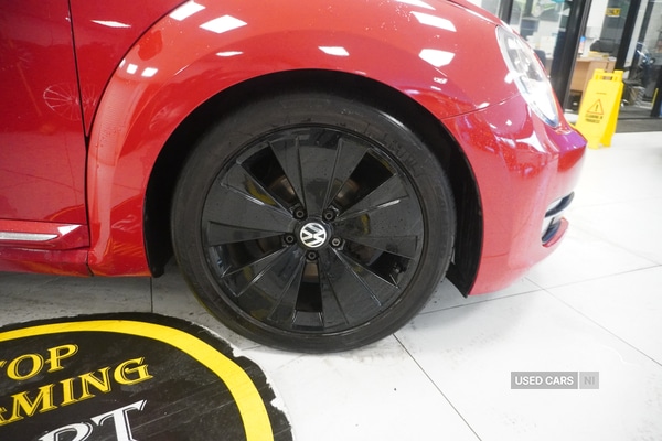 Used Volkswagen Beetle 2015 for sale - 76153763: Photo 6