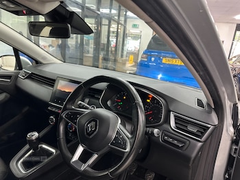 Used Renault Clio 2020 for sale - 78785367: Photo