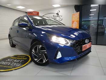 Used Hyundai i20 2023 for sale - 79742305: Photo