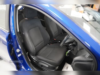 Used Hyundai i20 2023 for sale - 76574096: Photo