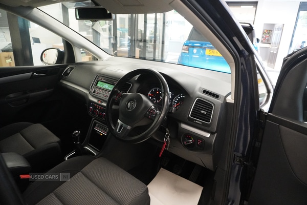 Used Volkswagen Sharan 2014 for sale - 76522890: Photo 4