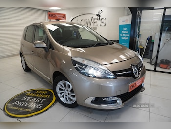 2016 - 1.5 dCi Dynamique Nav 5dr